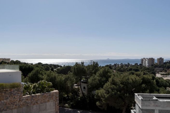 Image No.30-4 Bed Villa for sale