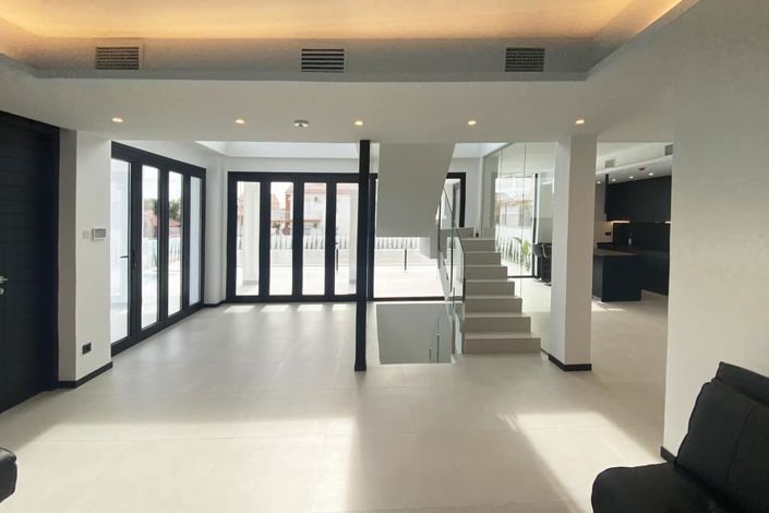 Image No.20-4 Bed Villa for sale