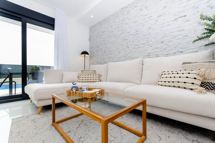 Image No.7-3 Bed Villa for sale