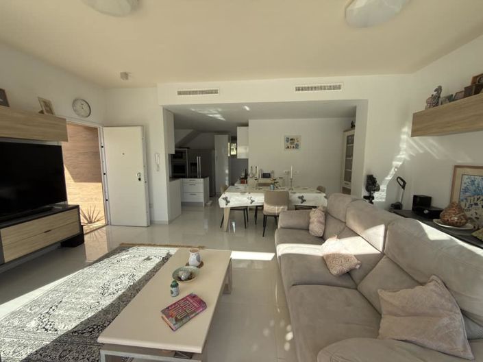 Image No.15-3 Bed Villa for sale