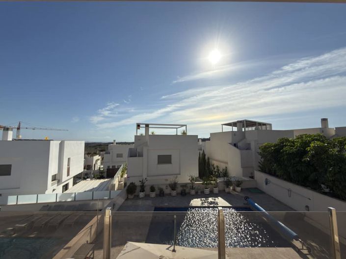 Image No.30-3 Bed Villa for sale