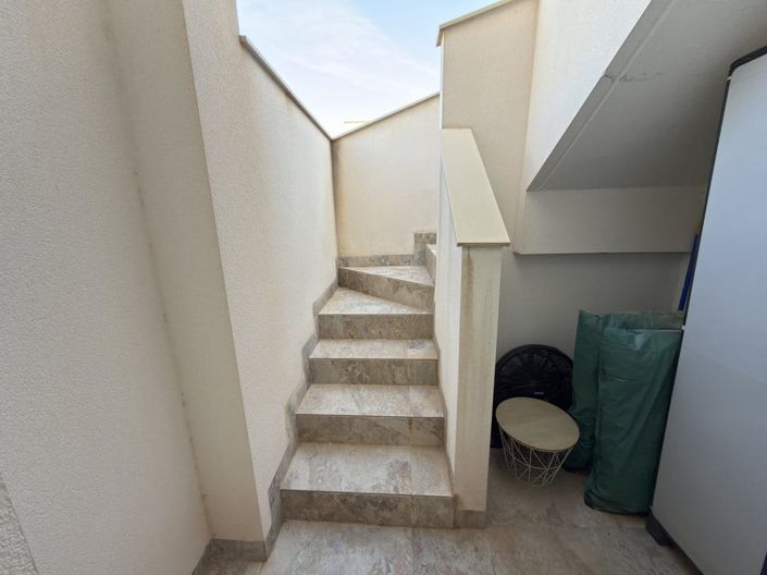 Image No.38-3 Bed Villa for sale