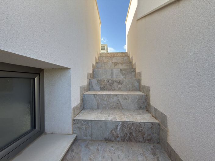 Image No.40-3 Bed Villa for sale