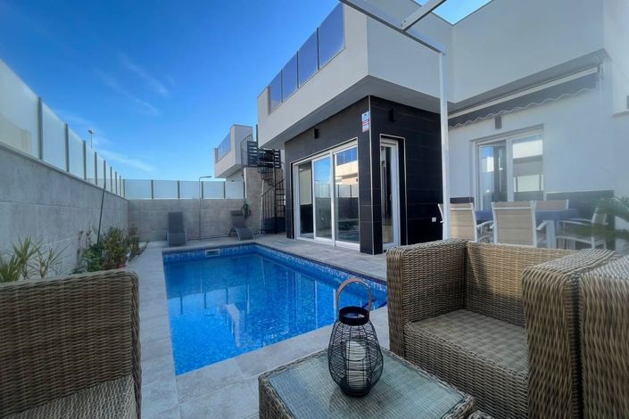 Image No.3-Villa de 3 chambres à vendre à Daya Nueva