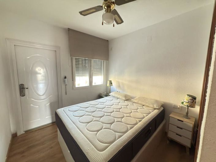 Image No.18-1 Bed Townhouse for sale