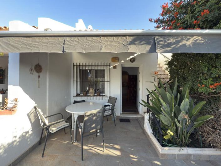 Image No.2-1 Bed Townhouse for sale