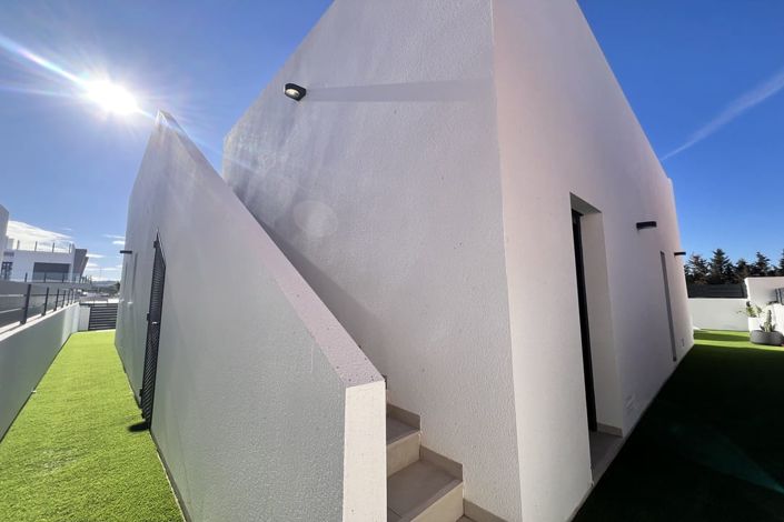 Image No.25-3 Bed Villa for sale