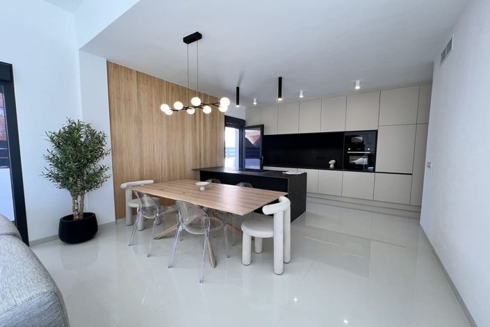 Image No.9-3 Bed Villa for sale