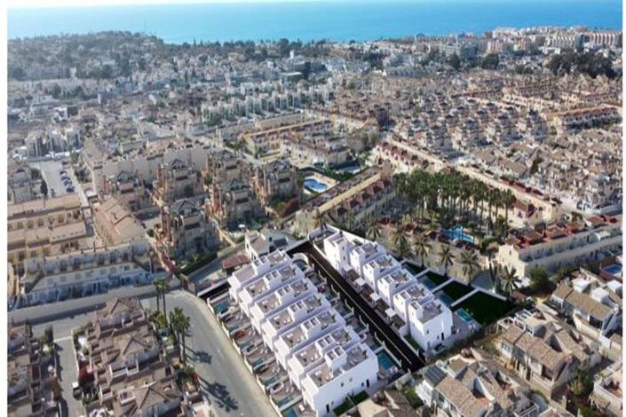 Image No.18-3 Bed Villa for sale