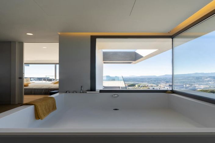 Image No.28-4 Bed Villa for sale