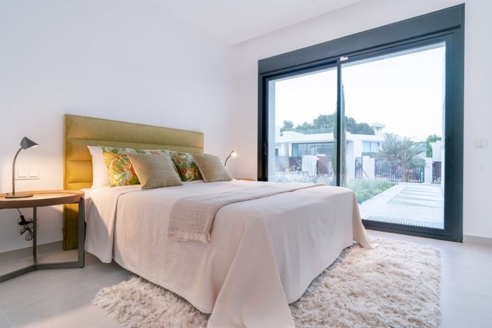 Image No.12-3 Bed Villa for sale