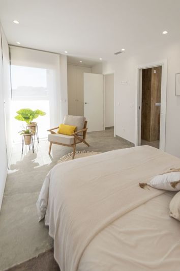 Image No.25-3 Bed Villa for sale