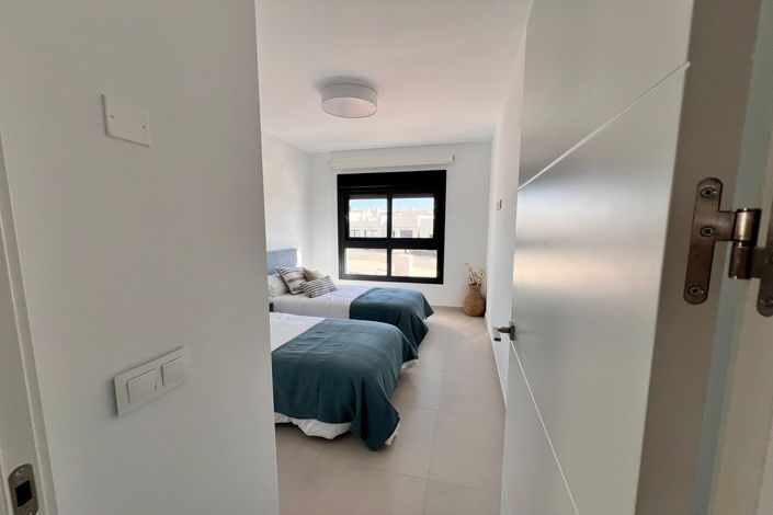 Image No.13-3 Bed Apartment for sale