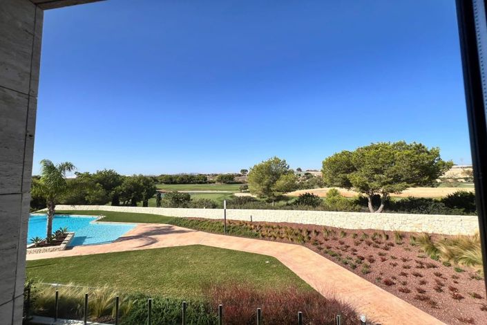 Image No.6-3 Bed Apartment for sale