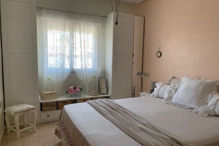 Image No.11-3 Bed Villa for sale