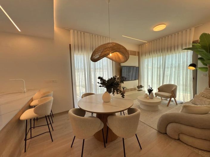 Image No.18-3 Bed Villa for sale