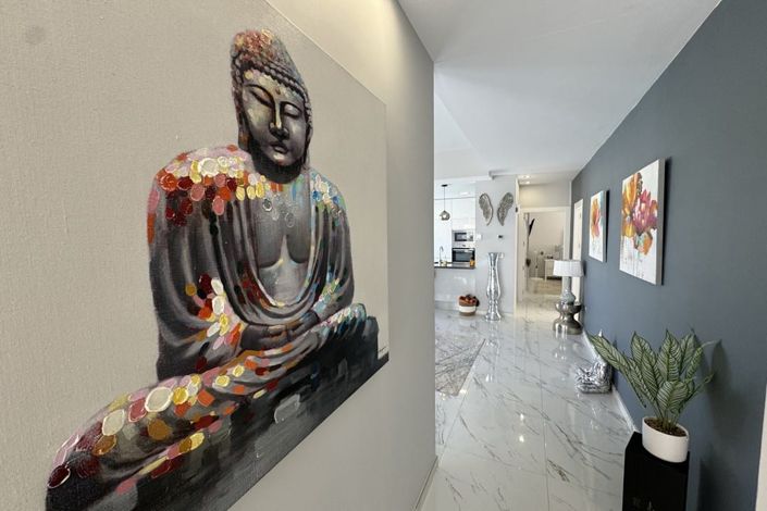 Image No.17-3 Bed Villa for sale