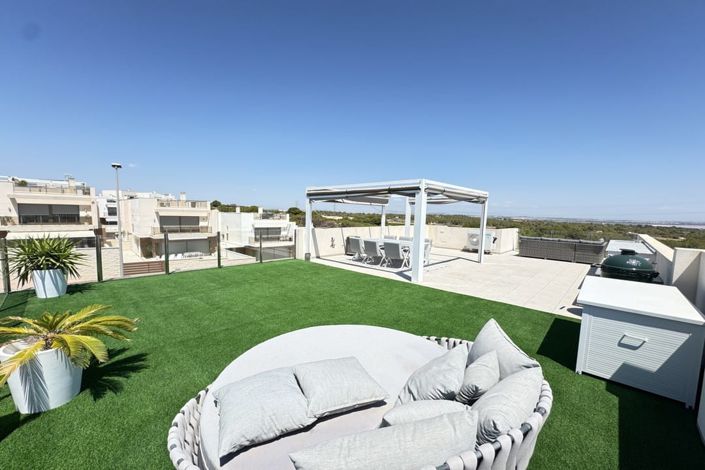 Image No.25-3 Bed Villa for sale