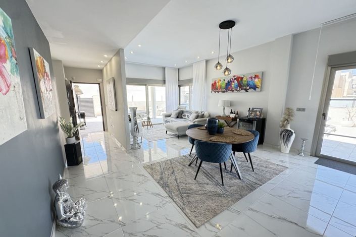 Image No.7-3 Bed Villa for sale