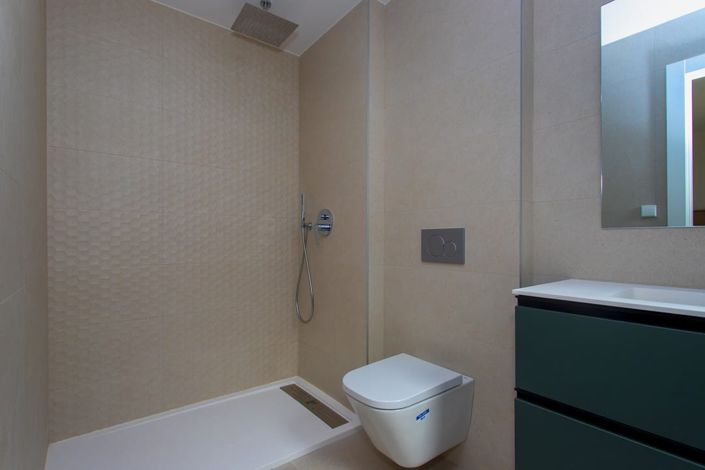 Image No.12-3 Bed Apartment for sale