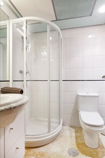 Image No.21-3 Bed Apartment for sale