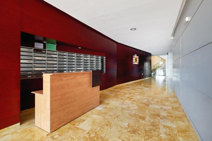 Image No.24-3 Bed Apartment for sale