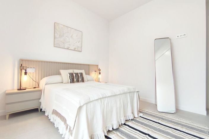 Image No.21-3 Bed Townhouse for sale