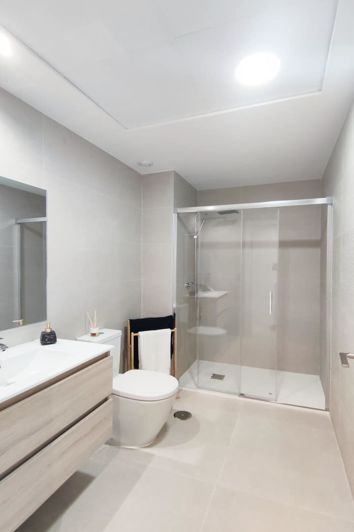 Image No.23-3 Bed Townhouse for sale