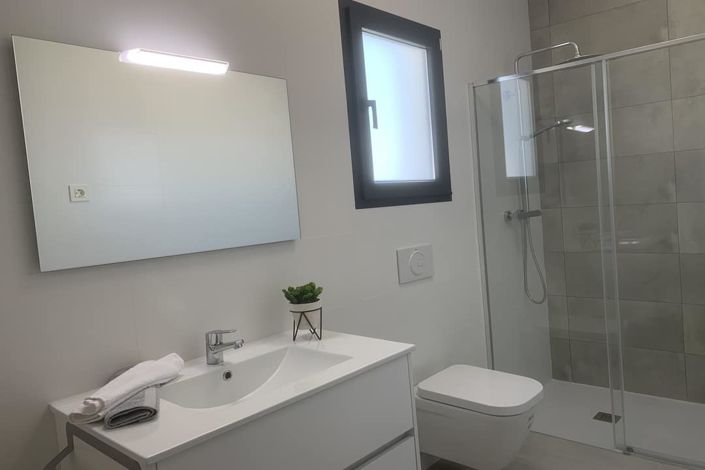 Image No.15-2 Bed Villa for sale