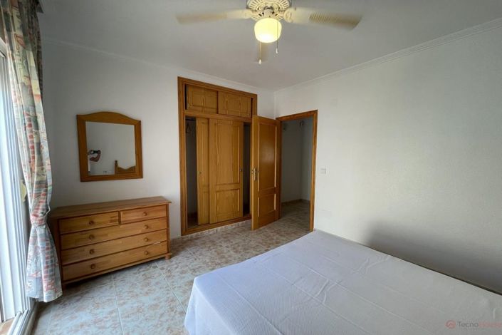 Image No.13-3 Bed Townhouse for sale