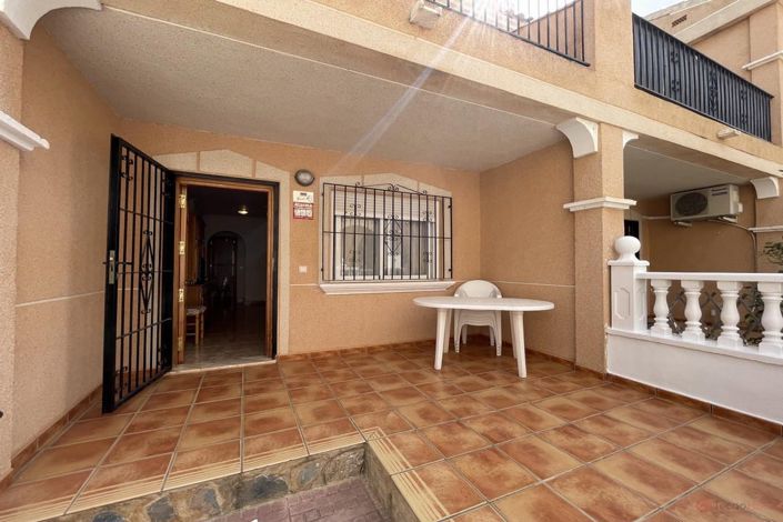 Image No.21-3 Bed Townhouse for sale