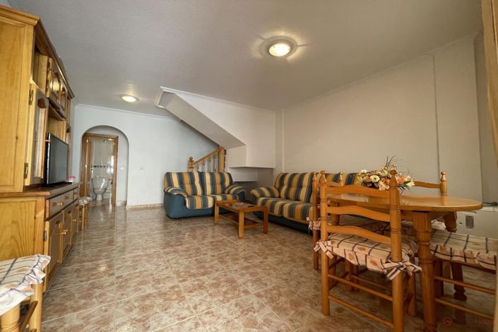 Image No.6-3 Bed Townhouse for sale