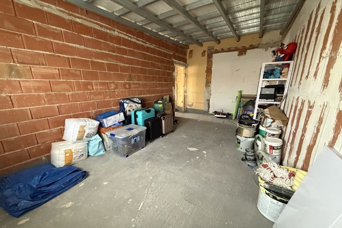 Image No.40-4 Bed Townhouse for sale