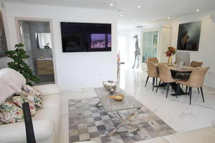 Image No.10-3 Bed Villa for sale