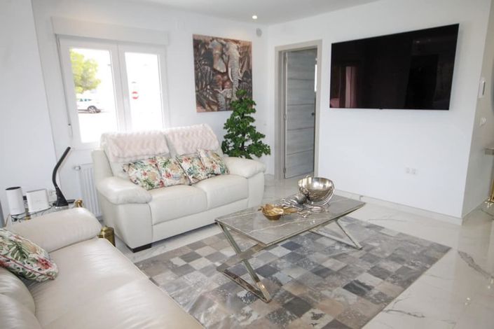 Image No.11-3 Bed Villa for sale