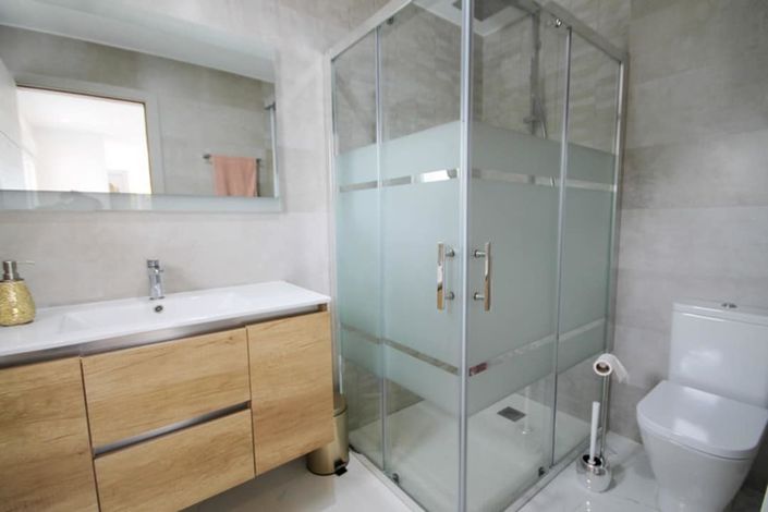 Image No.17-3 Bed Villa for sale