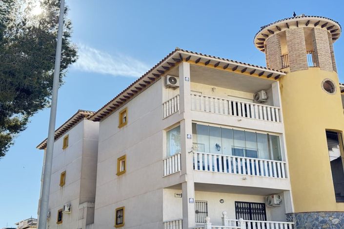 Image No.1-Appartement de 2 chambres à vendre à Cabo Roig