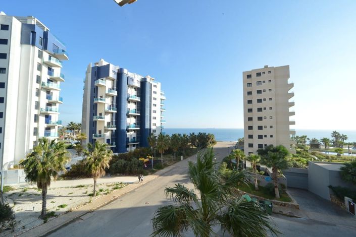 Image No.20-2 Bed Apartment for sale