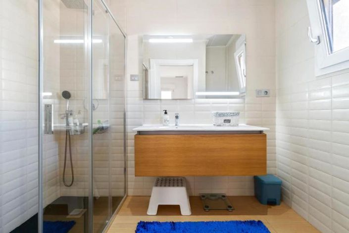 Image No.30-5 Bed Villa for sale