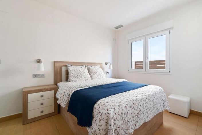 Image No.33-5 Bed Villa for sale