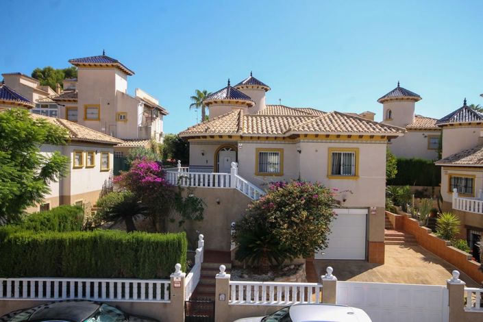 Image No.1-Villa de 3 chambres à vendre à Villamartin
