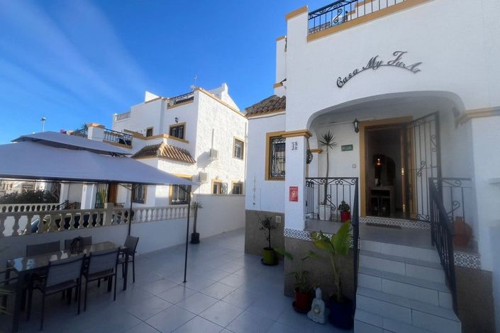 Image No.1-3 Bed Townhouse for sale