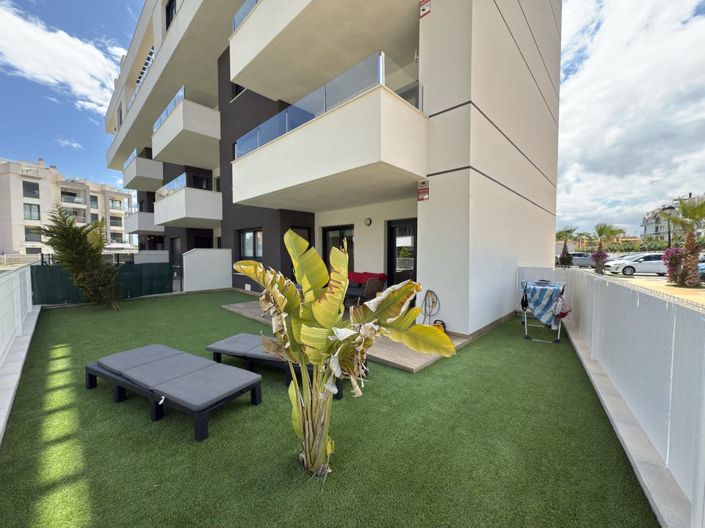 Image No.1-2 Bed Apartment for sale