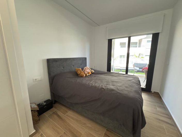 Image No.13-2 Bed Apartment for sale