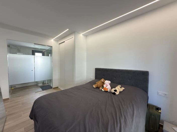 Image No.15-2 Bed Apartment for sale