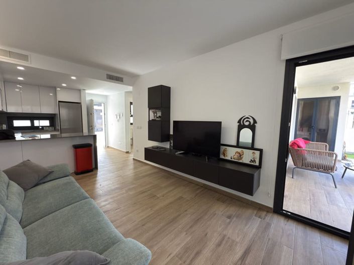 Image No.7-2 Bed Apartment for sale