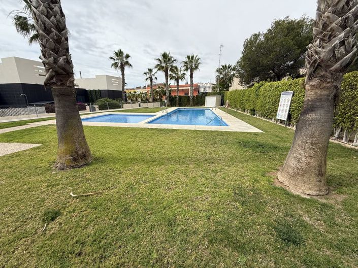 Image No.1-2 Bed Apartment for sale