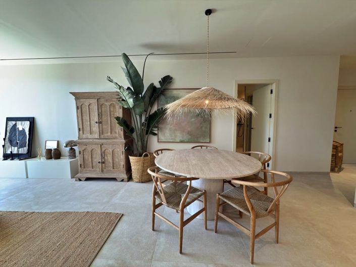 Image No.20-3 Bed Apartment for sale