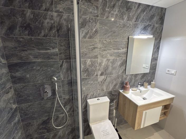 Image No.16-2 Bed Apartment for sale