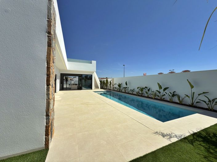 Image No.12-Villa de 3 chambres à vendre à Alicante